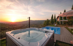 Nice Home In Castiglion Fiorentino With Jacuzzi